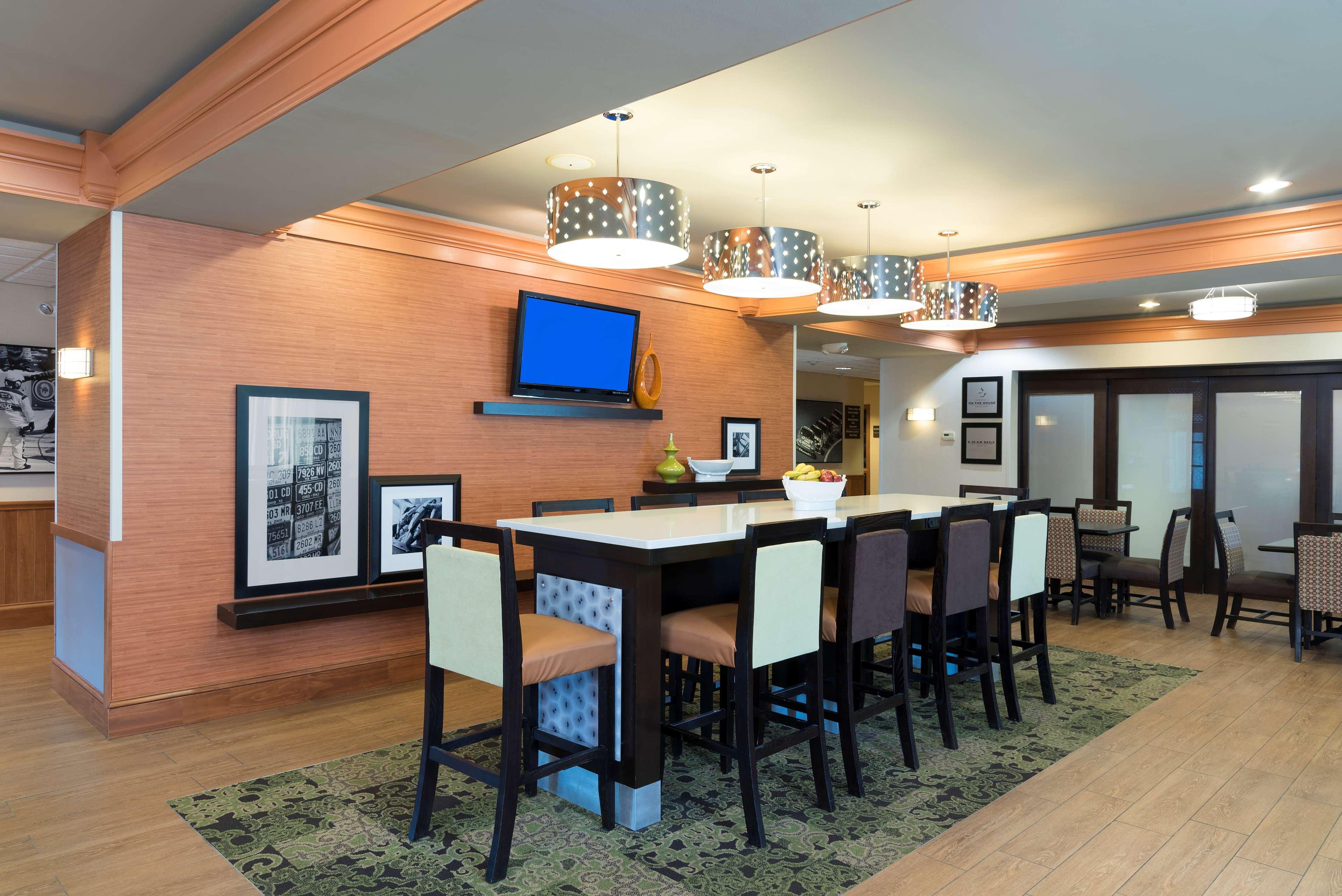 Hampton Inn & Suites Mansfield South @ I 71 Buitenkant foto