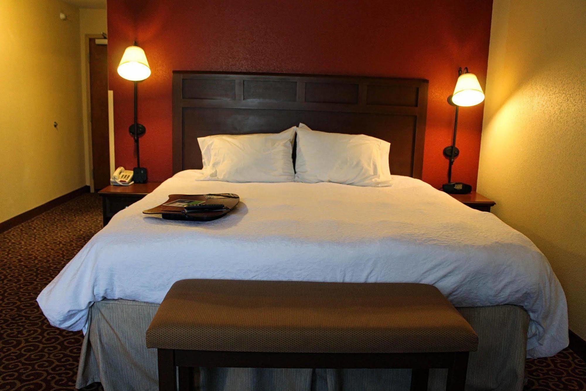 Hampton Inn & Suites Mansfield South @ I 71 Buitenkant foto