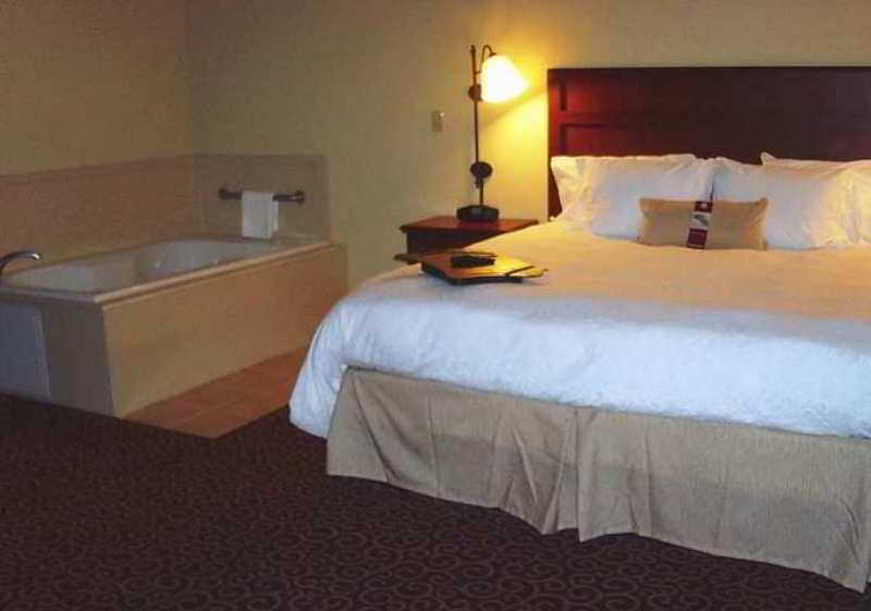 Hampton Inn & Suites Mansfield South @ I 71 Buitenkant foto